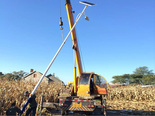安徽滁州天長太陽能路燈安裝